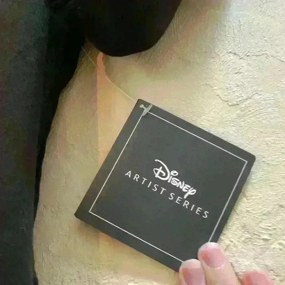 Disney Mickey Mouse Tshirt - Picture 5 of 5